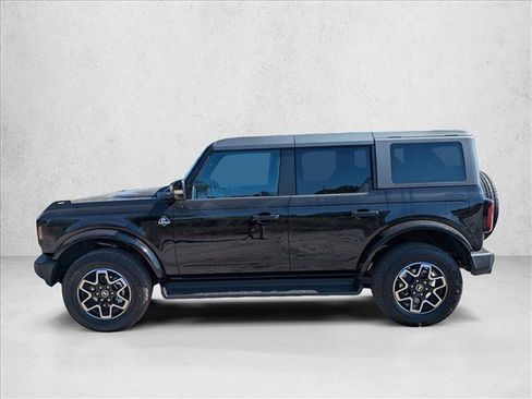 New 2025 Ford Bronco Outer Banks image 5