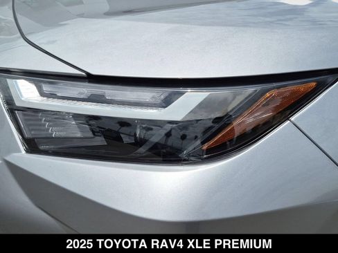 Used 2025 Toyota RAV4 XLE Premium AWD/4WD image 10