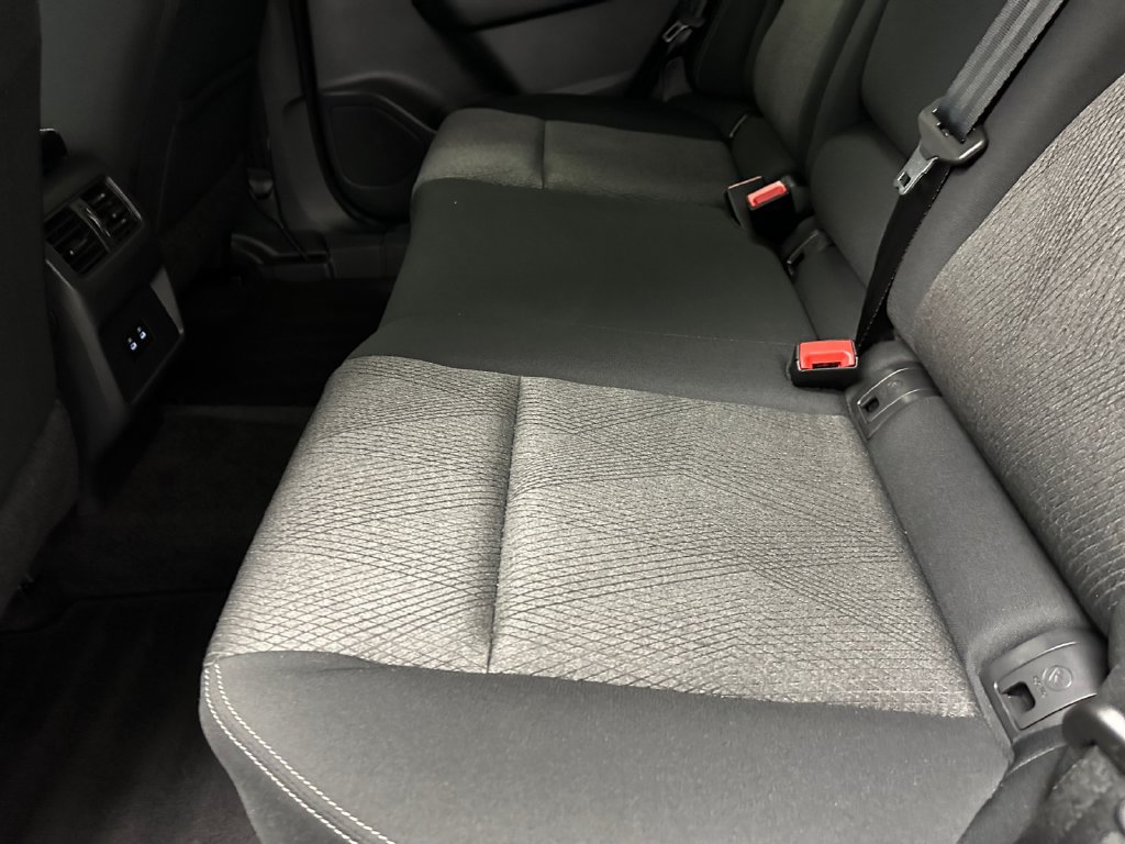 Used 2025 Nissan Rogue SV AWD/4WD image 18