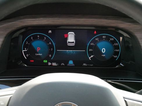 Used 2025 Volkswagen Atlas SEL Premium R-Line AWD/4WD image 21