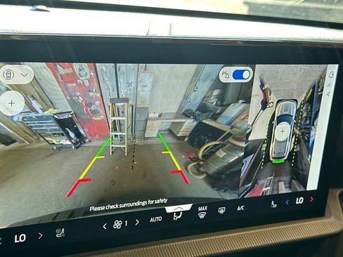 New 2026 Ford Explorer ST-Line w/ ST-Line Street Pack image 19