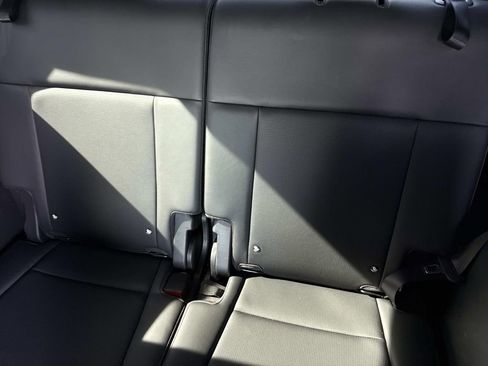 Used 2025 Hyundai Santa Fe Calligraphy image 15