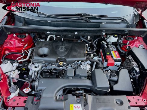 Used 2023 Toyota RAV4 XLE Premium image 38