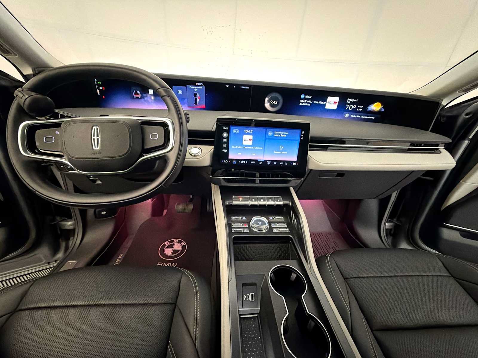 Used 2025 Lincoln Nautilus Premier w/ Equipment Group 102A AWD/4WD image 12