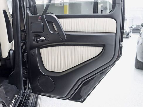 Used 2015 Mercedes-Benz G 63 AMG G 63 AMG image 36