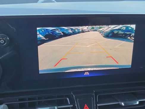 Used 2024 Chevrolet TrailBlazer ACTIV FWD image 11