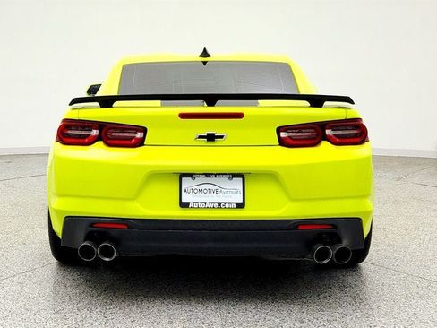 Used 2019 Chevrolet Camaro LT RWD image 6