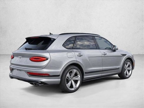 Used 2021 Bentley Bentayga AWD/4WD image 7