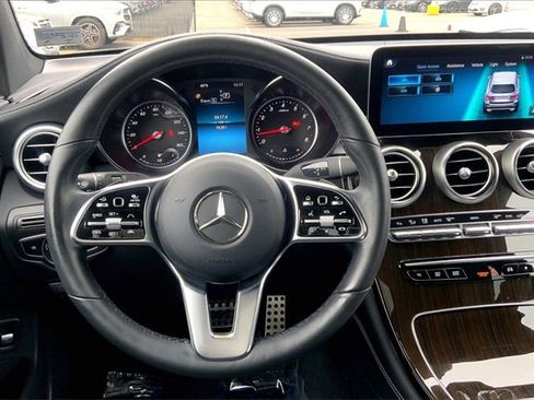 Used 2020 Mercedes-Benz GLC 300 4MATIC image 4
