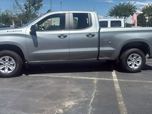 Used 2025 Chevrolet Silverado 1500 W/T RWD image 4