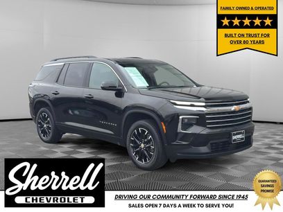 Used 2025 Chevrolet Traverse LT w/ Sun and Wheel Package