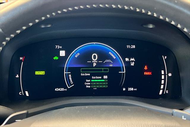 Certified 2025 Toyota Camry SE FWD image 27