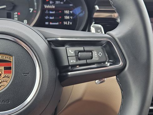 Certified 2026 Porsche Macan AWD/4WD image 27