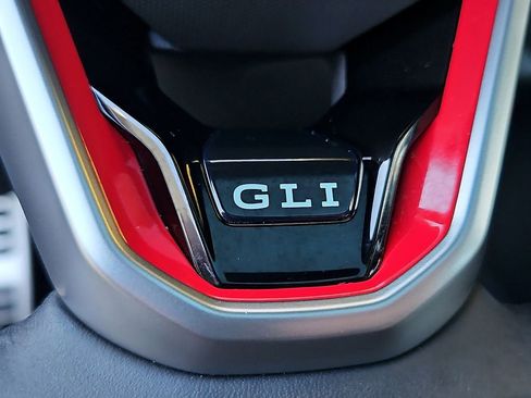 Certified 2025 Volkswagen Jetta GLI Autobahn image 23