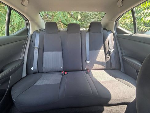 Used 2025 Nissan Sentra SV FWD image 35