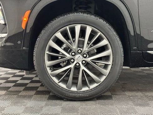 New 2026 Buick Enclave Avenir image 18