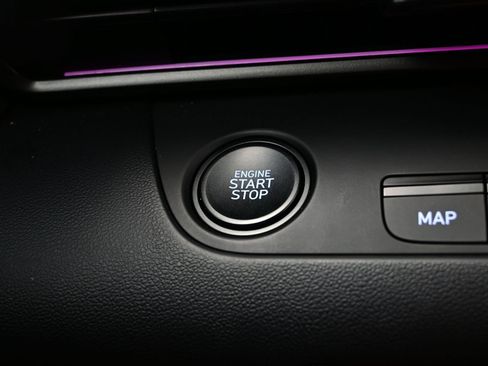 Certified 2026 Hyundai Elantra SEL FWD image 21