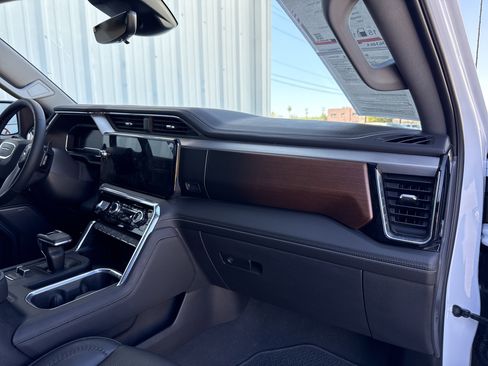 Used 2025 GMC Sierra 1500 Denali w/ Denali Reserve Package image 46