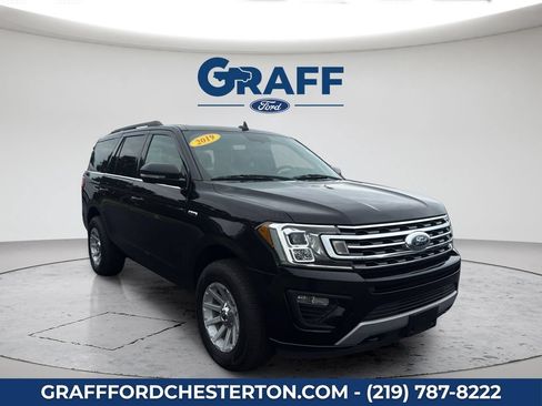 Used 2019 Ford Expedition XLT w/ Equipment Group 202A AWD/4WD image 3