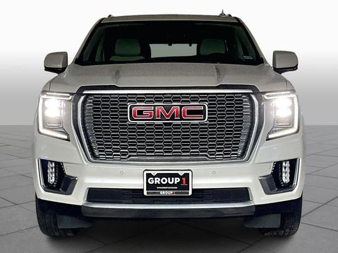 Used 2024 GMC Yukon Denali image 3
