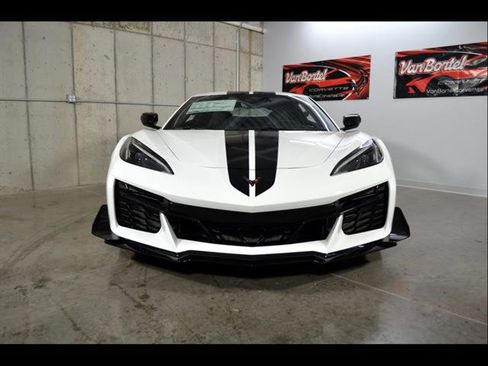 New 2026 Chevrolet Corvette Z06 RWD image 3
