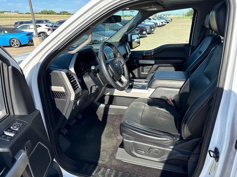 Used 2016 Ford F150 Lariat w/ Equipment Group 501A Mid RWD image 19
