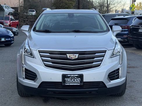Used 2017 Cadillac XT5 Luxury w/ Driver Awareness Package image 10