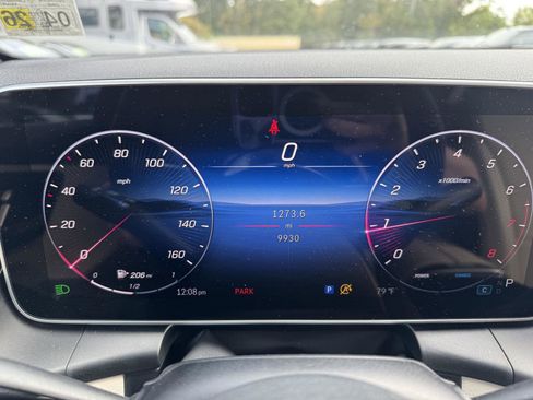 Certified 2025 Mercedes-Benz GLC 300 image 9