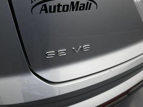 Used 2022 Volkswagen Atlas Cross Sport SE FWD image 40