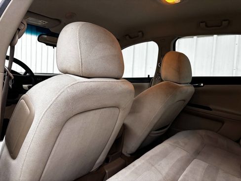 Used 2011 Chevrolet Impala LS image 15