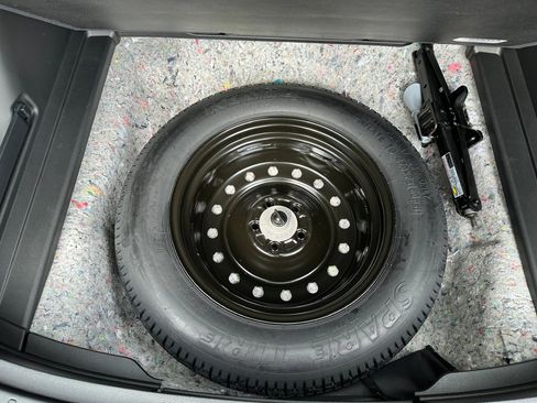 Used 2024 Honda CR-V EX image 17