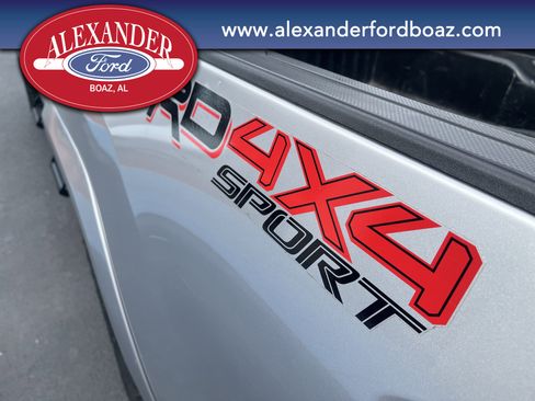 Used 2019 Toyota Tacoma TRD Sport image 7