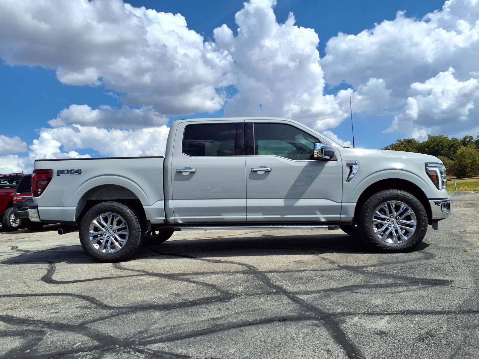 Certified 2024 Ford F150 Lariat w/ FX4 Off-Road Package AWD/4WD image 4