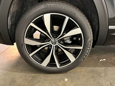 New 2026 Volkswagen Atlas SEL Premium R-Line AWD/4WD image 30