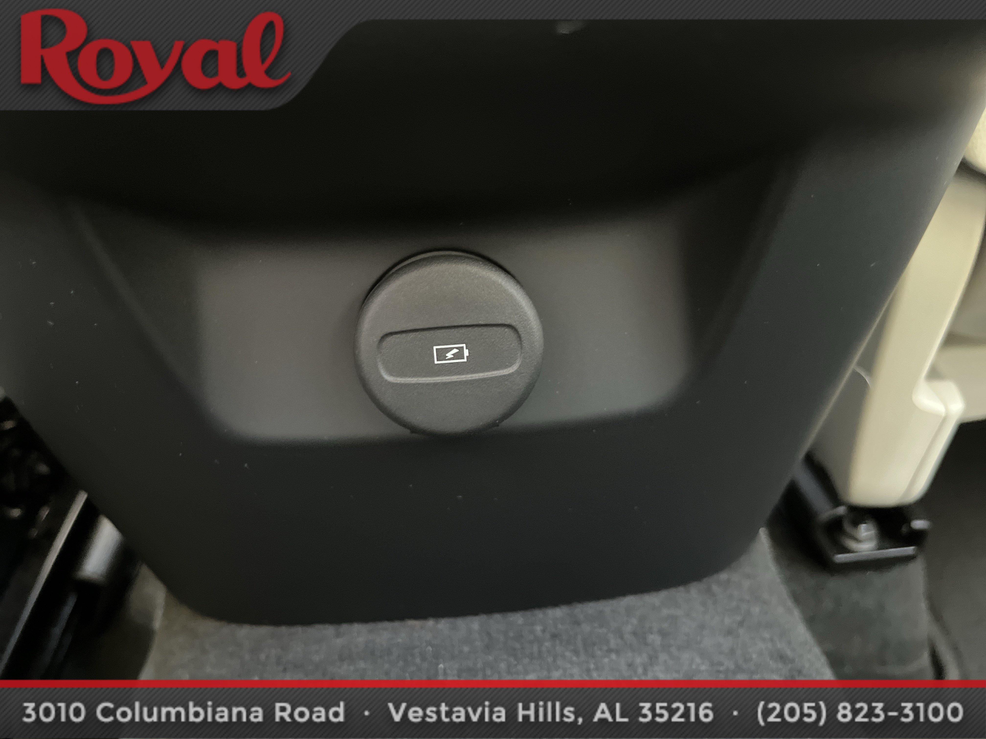 Certified 2025 Volvo XC60 B5 Ultra w/ Protection Package Premier AWD/4WD image 14