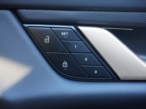 Used 2023 Porsche Taycan 4 Cross Turismo image 51