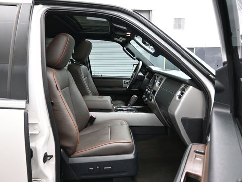 Used 2016 Ford Expedition King Ranch image 13