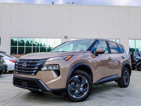 Used 2025 Nissan Rogue SV AWD/4WD image 1