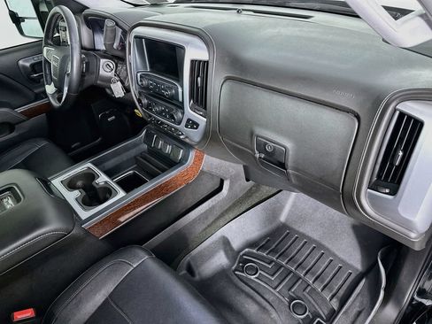 Used 2017 GMC Sierra 1500 SLT w/ SLT Premium Package AWD/4WD image 29