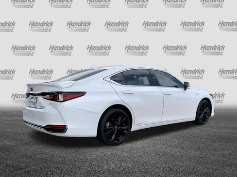 Used 2022 Lexus ES 300h F Sport w/ Accessory Package 2 FWD image 10