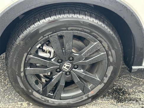Used 2026 Honda HR-V Sport image 10