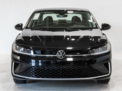 Used 2025 Volkswagen Jetta S FWD image 5