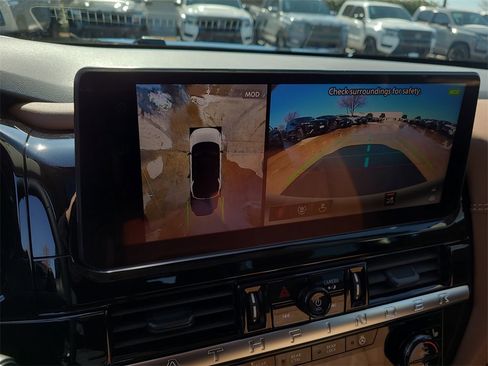 New 2026 Nissan Pathfinder Platinum image 19