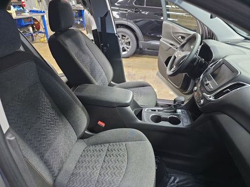 Used 2024 Chevrolet Equinox LT w/ LPO, Floor Liner Package AWD/4WD image 13