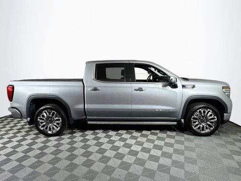 Used 2024 GMC Sierra 1500 Denali Ultimate AWD/4WD image 8