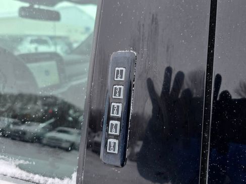 Used 2022 Ford F150 Platinum w/ Equipment Group 701A High image 14