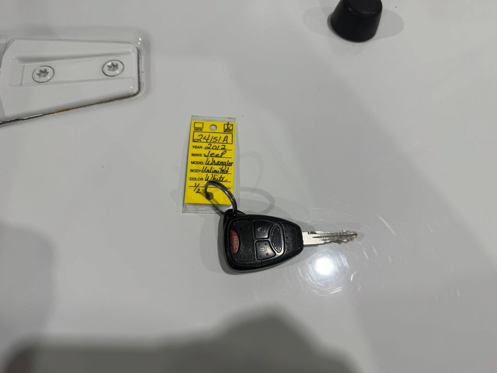 Used 2012 Jeep Wrangler Unlimited Sport AWD/4WD image 29