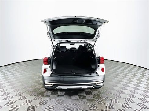 Used 2023 Kia Seltos S image 25