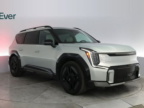 Used 2024 Kia EV9 GT-Line image 4