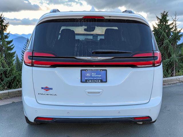 Used 2021 Chrysler Pacifica Touring-L FWD image 4